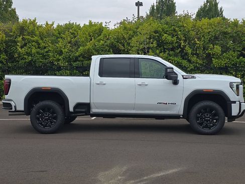 New 2026 GMC Sierra 3500 AT4 w/ AT4 Premium Plus Package AWD/4WD image 3