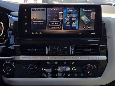 New 2026 Nissan Pathfinder SL w/ SL Premium Package FWD image 16