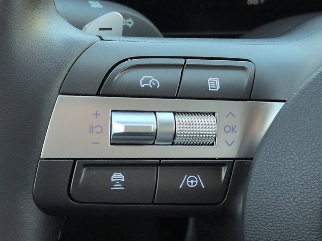 Certified 2024 Hyundai Kona Limited FWD image 27