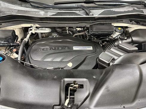 Used 2016 Honda Pilot Elite image 32