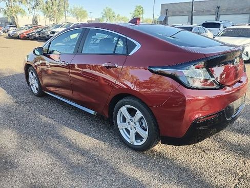 Used 2018 Chevrolet Volt LT w/ LT Driver Confidence Package FWD image 16