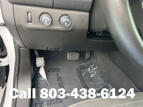 Used 2022 Chevrolet Colorado LT w/ LT Convenience Package image 23