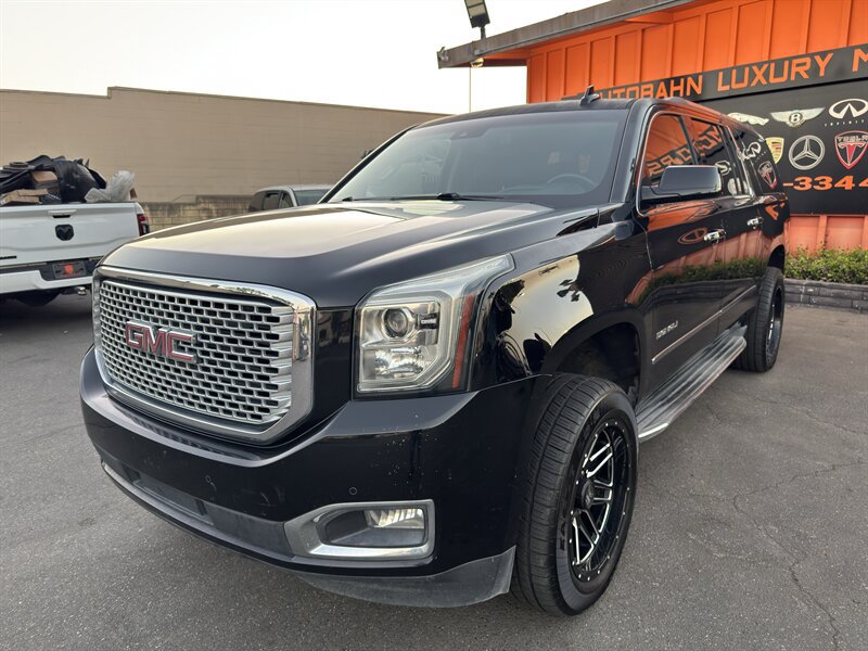 Used 2017 GMC Yukon XL Denali w/ Open Road Package AWD/4WD image 8