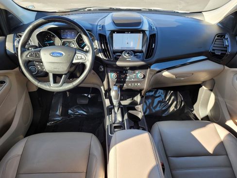 Used 2019 Ford Escape Titanium image 19