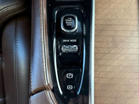 Used 2018 Volvo XC90 T6 Inscription w/ Convenience Package image 50