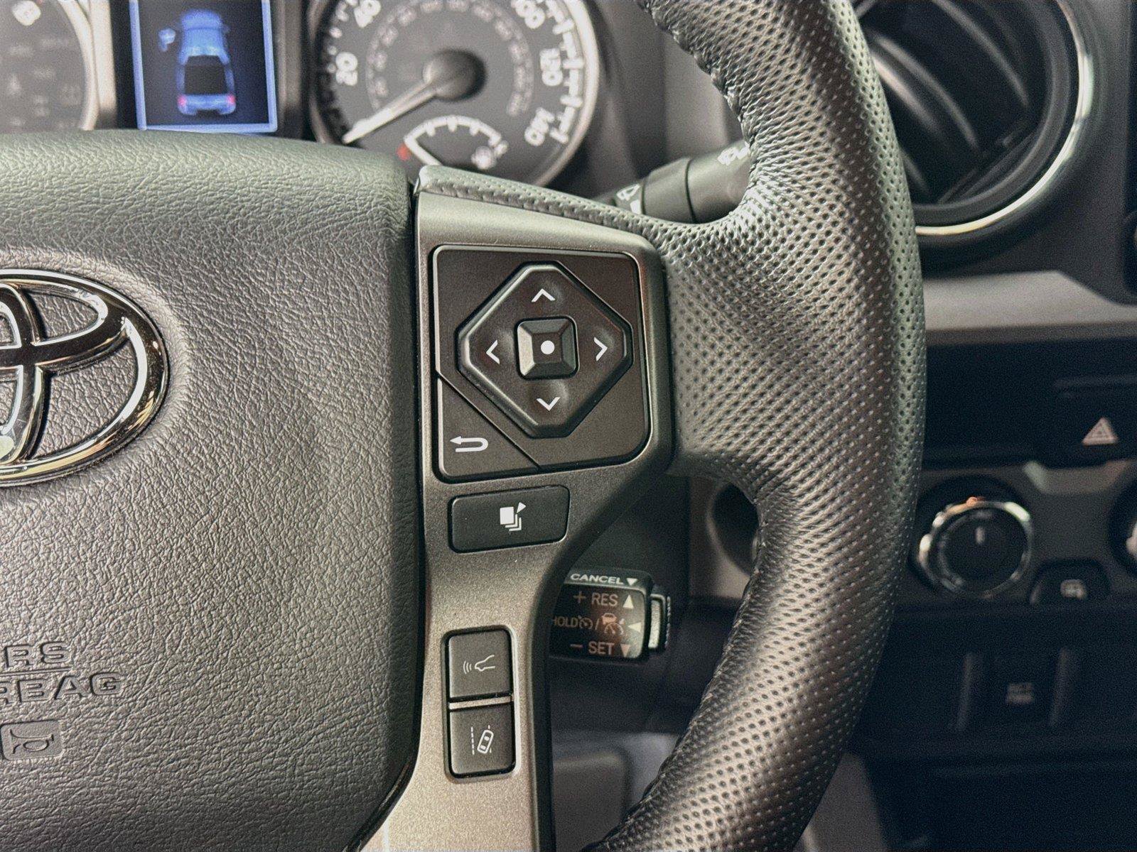 Certified 2023 Toyota Tacoma TRD Off-Road AWD/4WD image 17