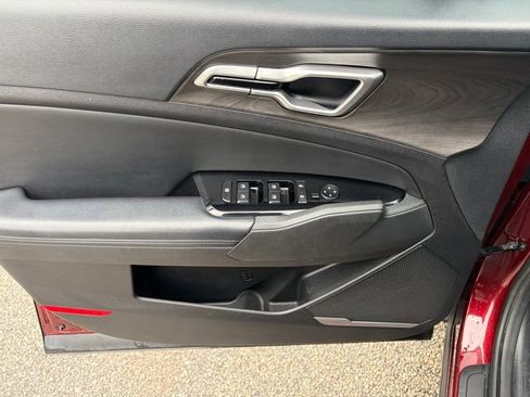 Used 2024 Kia Sportage X-Line w/ X-Line Premium Package AWD/4WD image 27