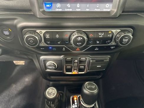 Used 2023 Jeep Wrangler Unlimited Sahara w/ Cold Weather Group image 23