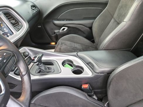 Used 2021 Dodge Challenger GT w/ Plus Package image 29