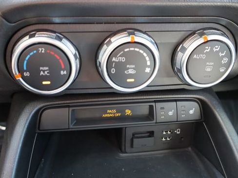 Used 2016 MAZDA MX-5 Miata Grand Touring image 27