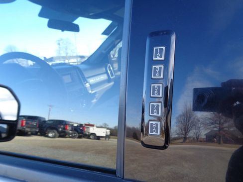 Used 2019 Ford F250 XLT image 23