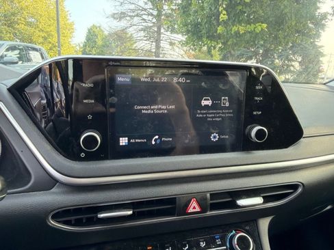 Used 2023 Hyundai Sonata SE FWD image 16
