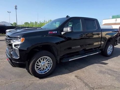 Used 2026 Chevrolet Silverado 1500 LT Trail Boss w/ LT Trail Boss Premium Package AWD/4WD image 4