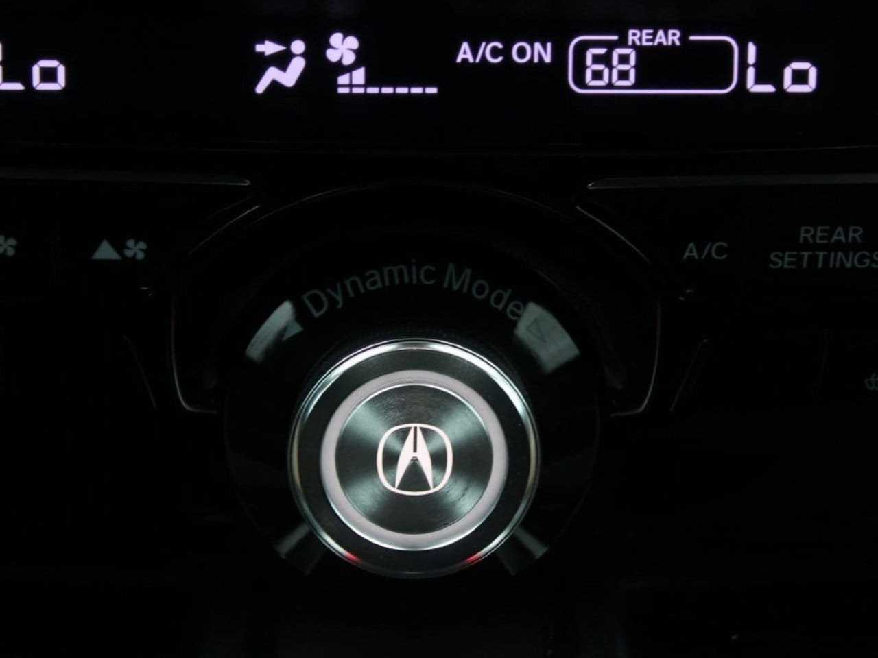 Used 2025 Acura MDX FWD image 28