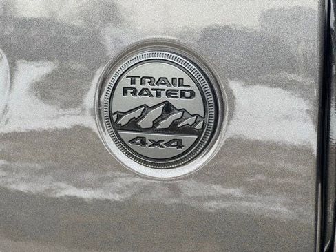 New 2026 Jeep Gladiator Sport AWD/4WD image 36