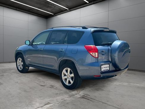 Used 2006 Toyota RAV4 Limited AWD/4WD image 3