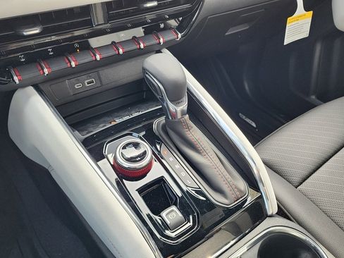 New 2026 GMC Canyon AT4X image 33