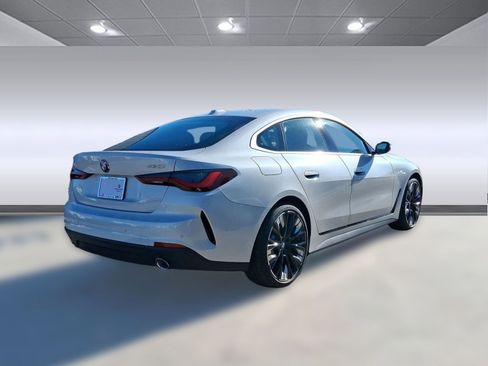 Used 2026 BMW 430i w/ Premium Package RWD image 8