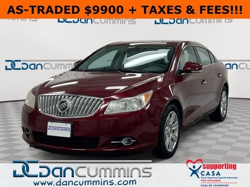 Used 2011 Buick LaCrosse CXL image 1