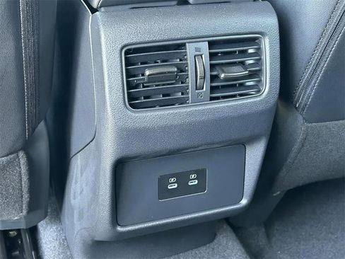 New 2026 Nissan Rogue SV AWD/4WD image 33