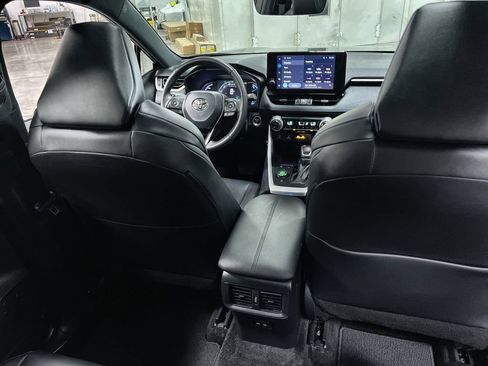 Used 2024 Toyota RAV4 XSE AWD/4WD image 20