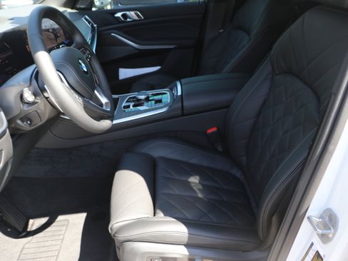 Used 2026 BMW X5 sDrive40i RWD image 15