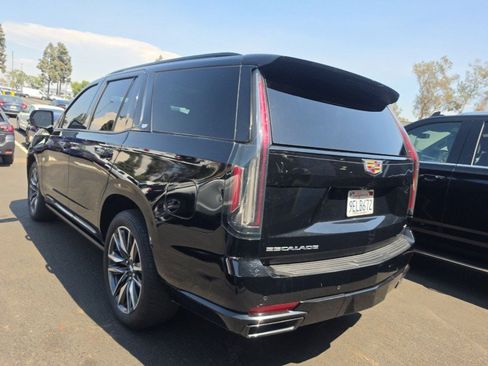 Used 2023 Cadillac Escalade Sport w/ Touring Package AWD/4WD image 4