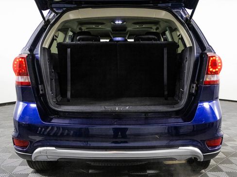 Used 2019 Dodge Journey Crossroad image 34