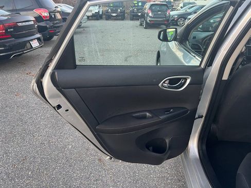 Used 2015 Nissan Sentra SV w/ Navigation Package FWD image 17