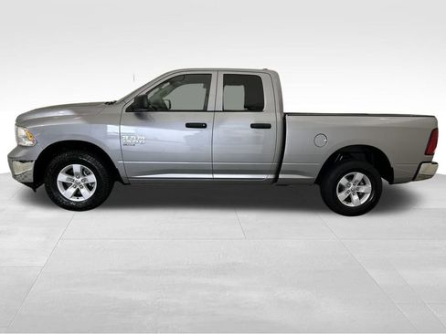 Used 2024 RAM 1500 Classic SLT image 2