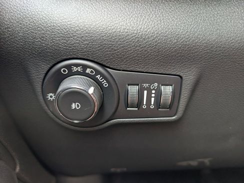 New 2026 Jeep Compass Latitude image 31