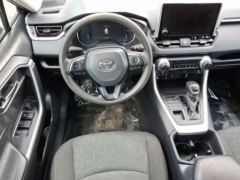 Used 2024 Toyota RAV4 XLE AWD/4WD image 10