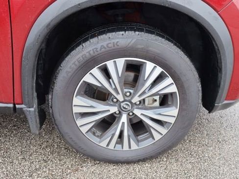 Used 2023 Nissan Rogue SL w/ SL Premium Package image 14