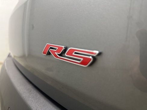 Used 2023 Chevrolet Traverse RS image 41