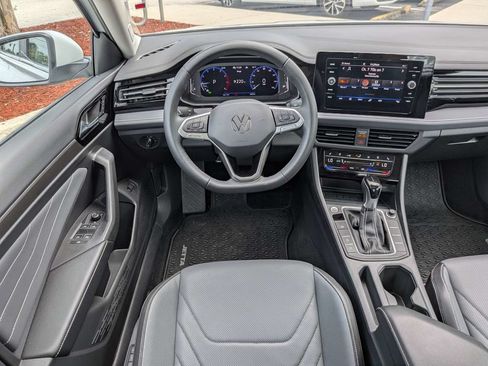 Certified 2026 Volkswagen Jetta SEL FWD image 20