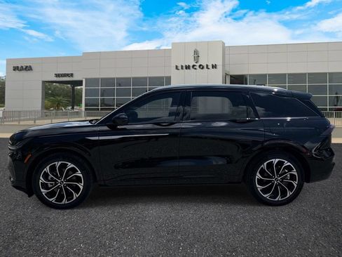 New 2026 Lincoln Nautilus Reserve AWD/4WD image 6