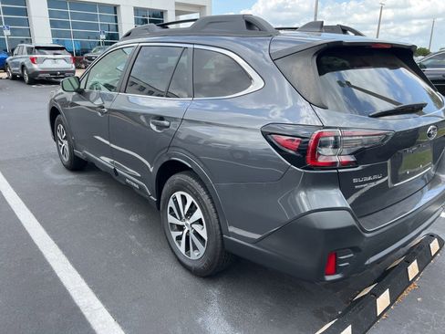 Used 2021 Subaru Outback Premium image 42