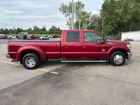 Used 2015 Ford F350 Lariat RWD image 2