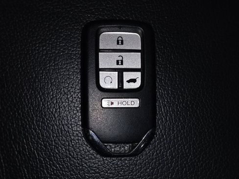 Used 2022 Honda Pilot EX-L image 32