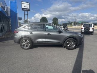 Used 2025 Ford Escape ST-Line w/ Tech Pack #1 AWD/4WD video 2