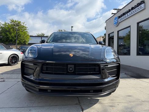 Used 2024 Porsche Macan S image 3