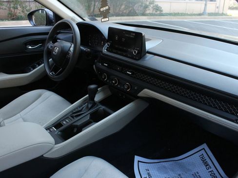 Used 2024 Honda Accord EX image 23