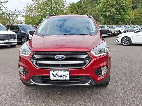 Used 2019 Ford Escape SEL image 3