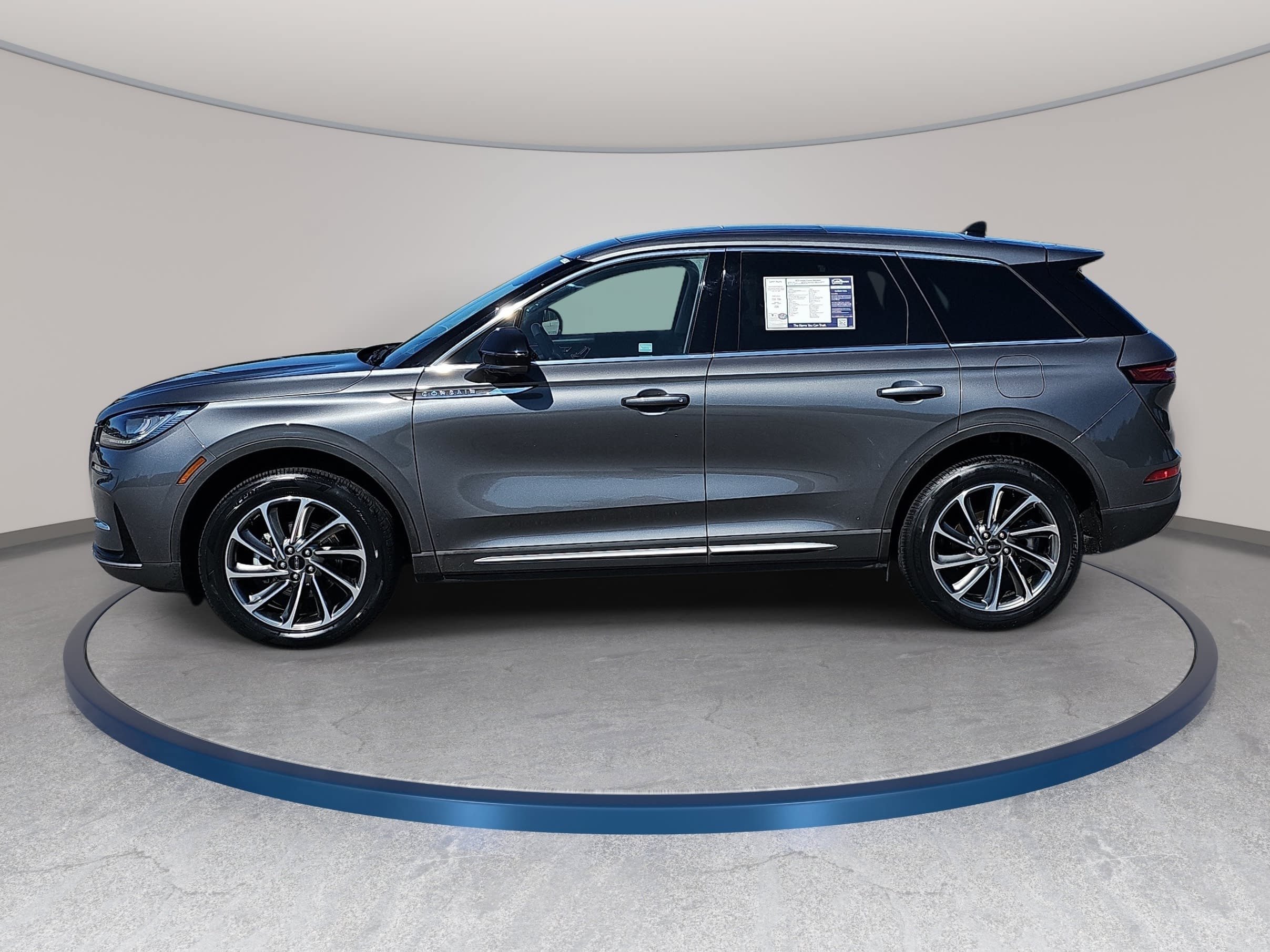 Used 2023 Lincoln Corsair AWD w/ Equipment Group 101A image 8