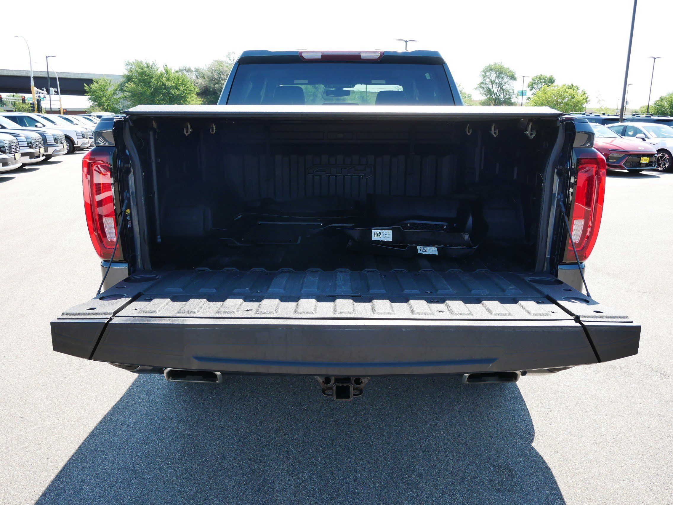 Used 2021 GMC Sierra 1500 AT4 AWD/4WD image 17