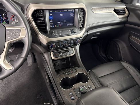 Certified 2023 GMC Acadia Denali image 28