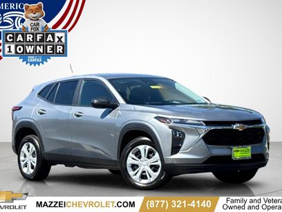 Used 2025 Chevrolet Trax LS