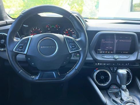 Used 2019 Chevrolet Camaro LT w/ RS Package image 11