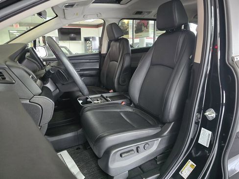 Used 2025 Honda Odyssey EX-L image 9