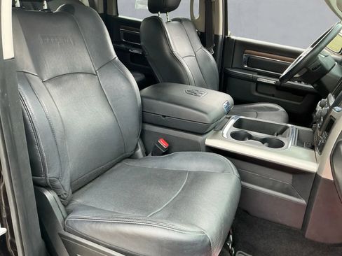 Used 2017 RAM 1500 Laramie w/ Convenience Group image 21